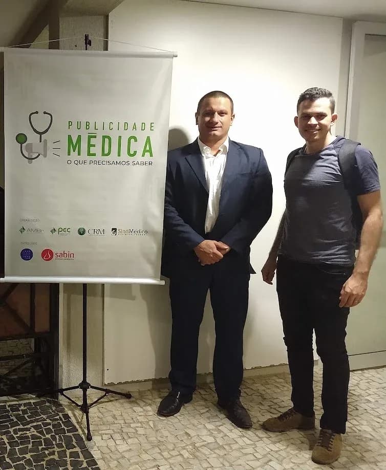 Palestra “Publicidade Médica: o que precisamos saber”, sobre marketing médico e regras do CFM